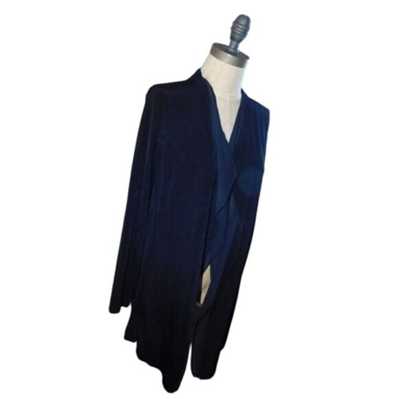 Chico's Size M Medium (1) Black Travelers Knit Ruffle Front Slinky Stretchy Top - Picture 2 of 3